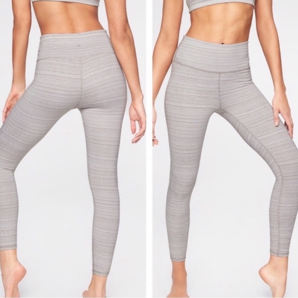 Athleta Chaturanga Tights in Light Gray - Medium